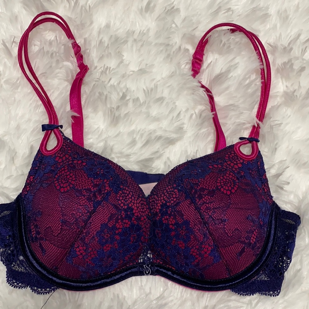 Victoria’s Secret bra